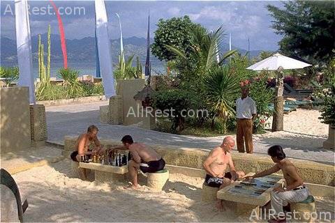 Hotel Vila Ombak 35